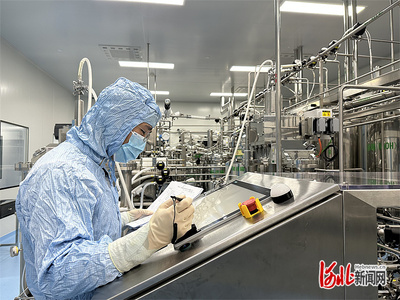 探访“新”力量②|“细胞工厂”种出胶原蛋白 生物智造重塑未来